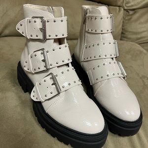 Alaine Bootie by Steve Madden